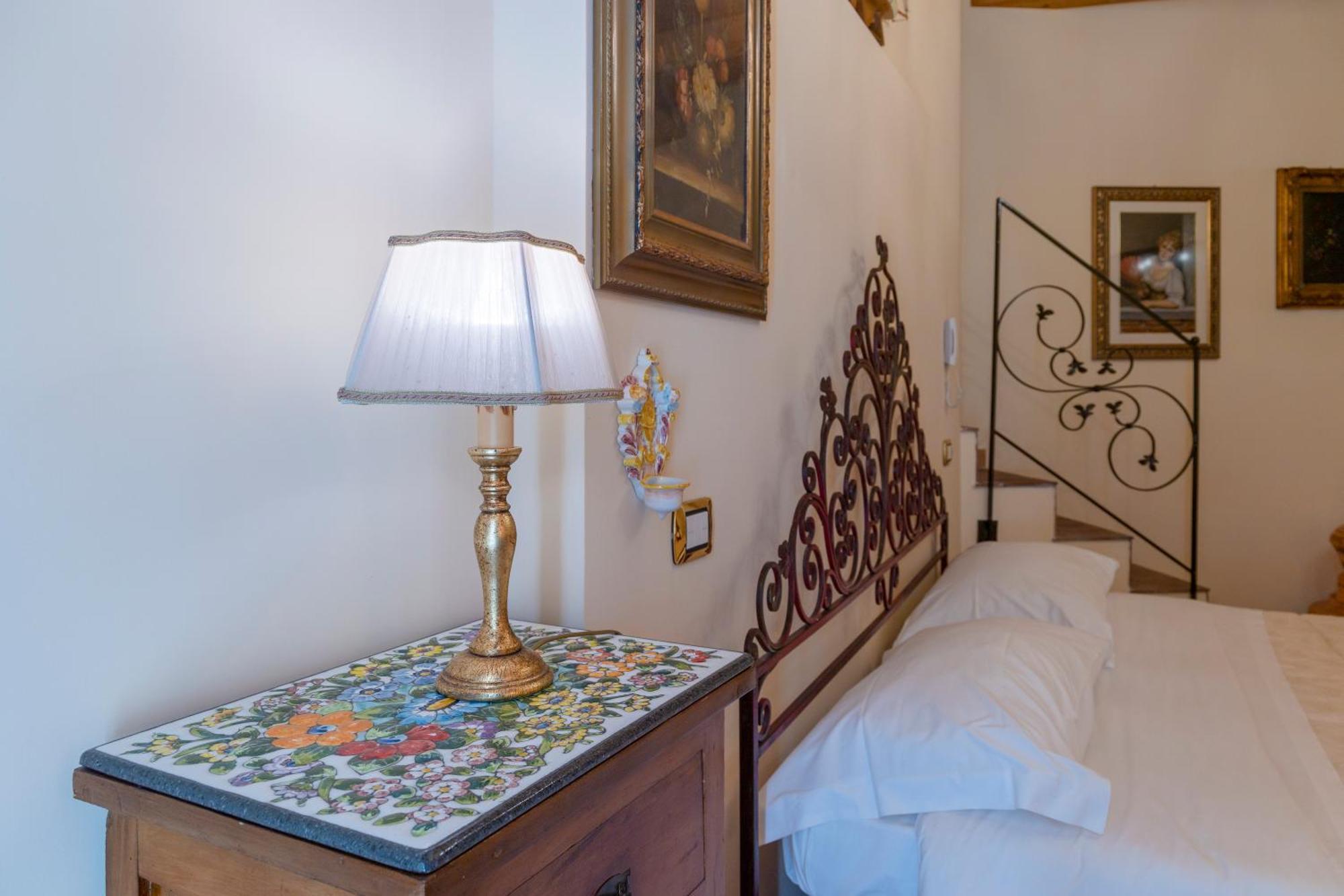 The House Of Flowers Vietri sul Mare Exterior photo